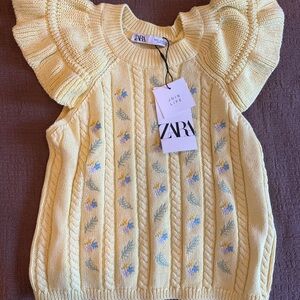 Zara Light Yellow Knit Top with Blue Floral Design - NWT